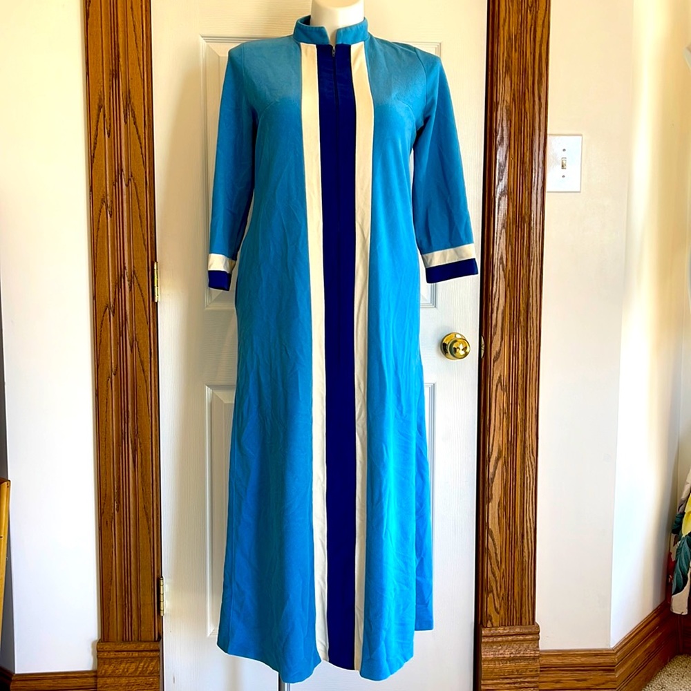 Vintage Vanity Fair Robe House Coat Blue White Stripe Loungewear 14
